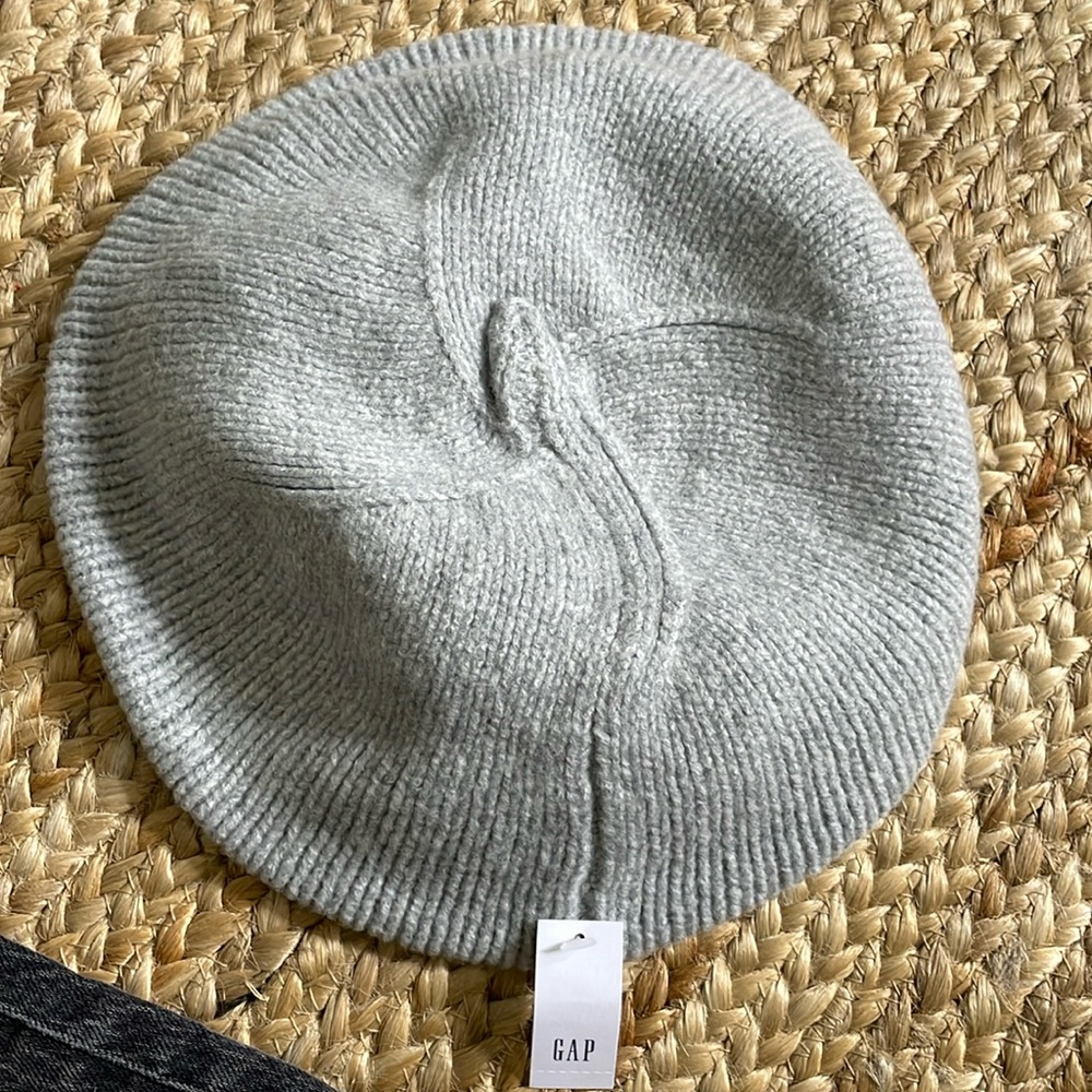 Beret from gap new with tags